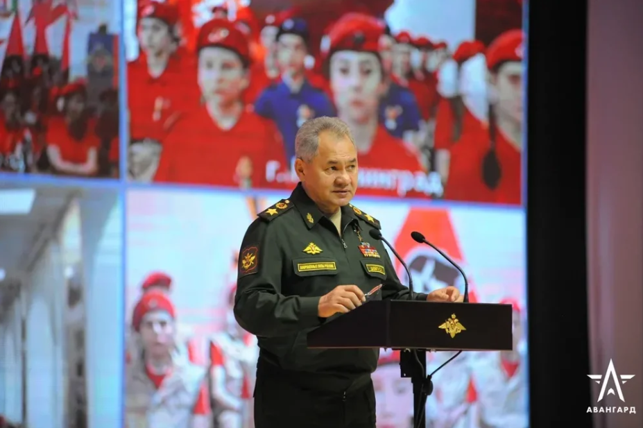 Сергей Шойгу предложил юнармейцам провести Большую Всероссийскую спартакиаду юнармейцев