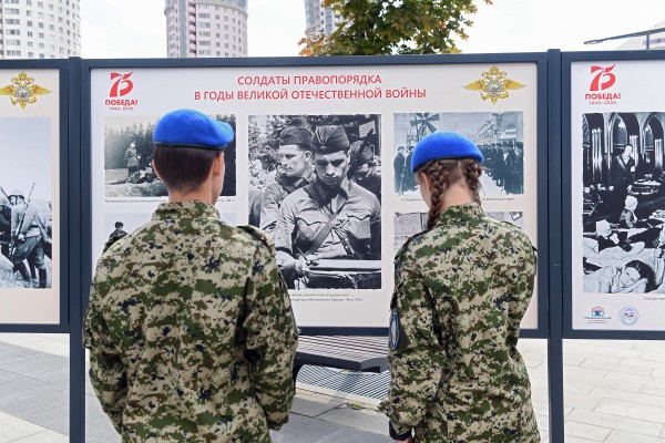 80 лет назад войска правопорядка приняли участие в боях за город Дебальцево