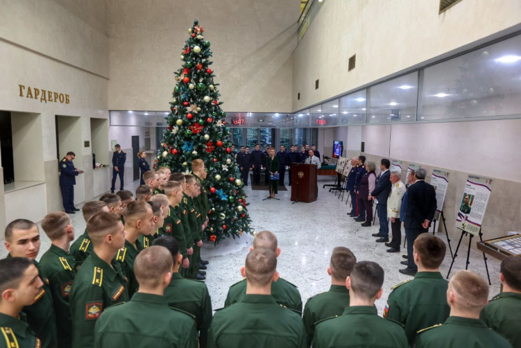 Героям Отечества – слава!