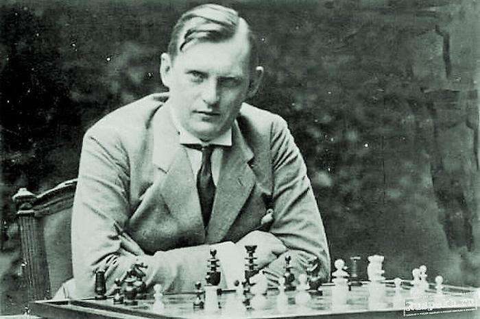 Александр Александрович Алехин