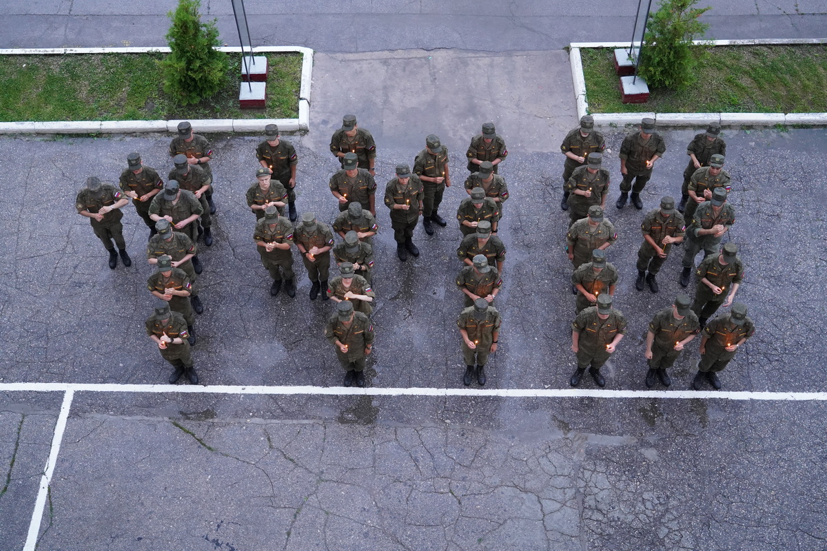 Военнослужащие ЦВО приняли участие в акции «Свеча памяти» под Самарой