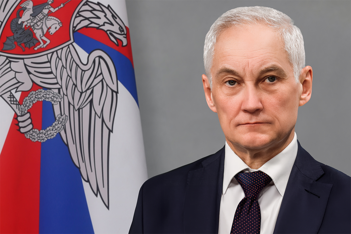 Министр обороны РФ поздравил военнослужащих 1465-го мотострелкового полка с освобождением Петровки в ДНР