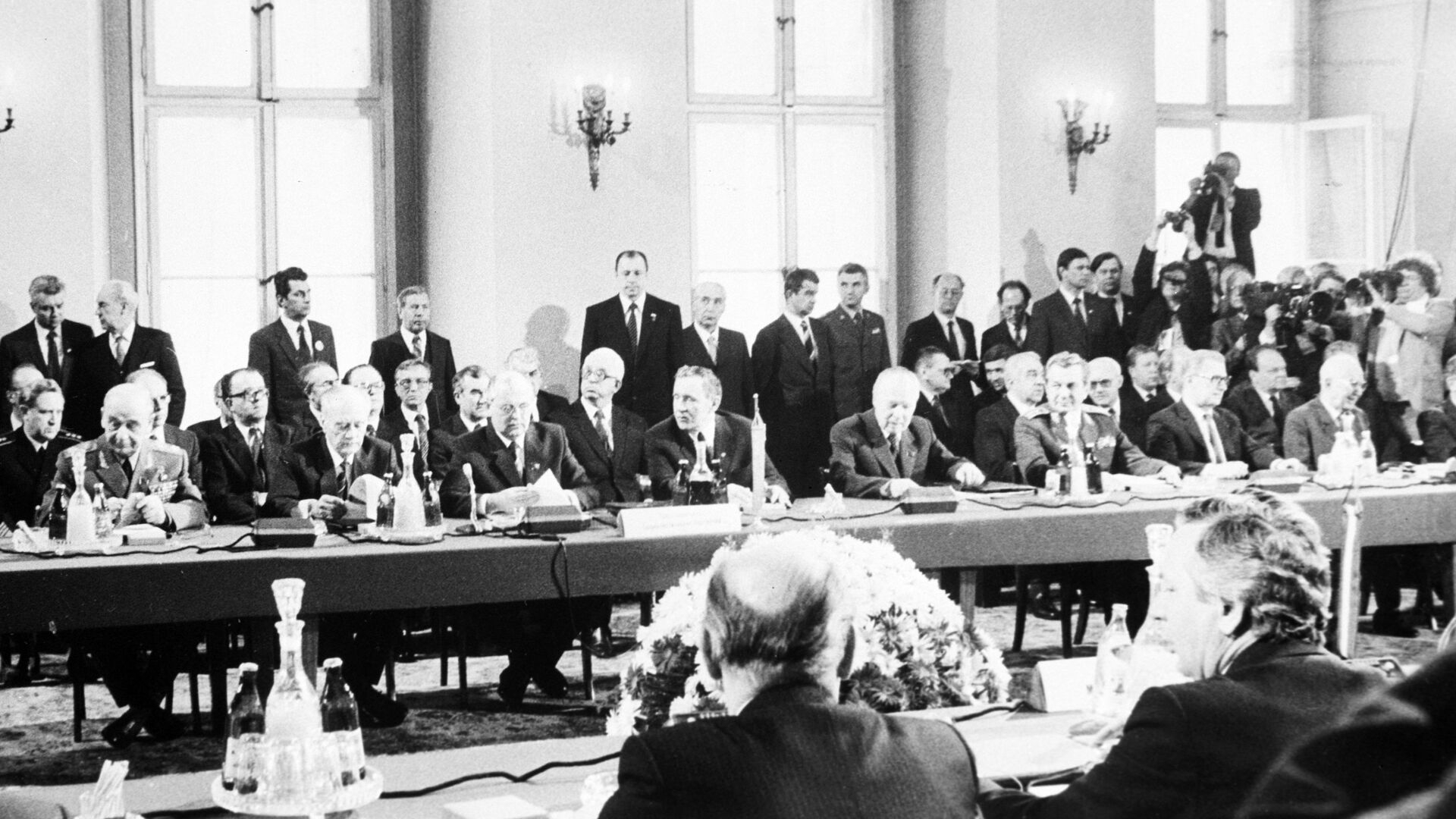 Минобороны РФ представило проект о роли Красной Армии в восстановлении Европы