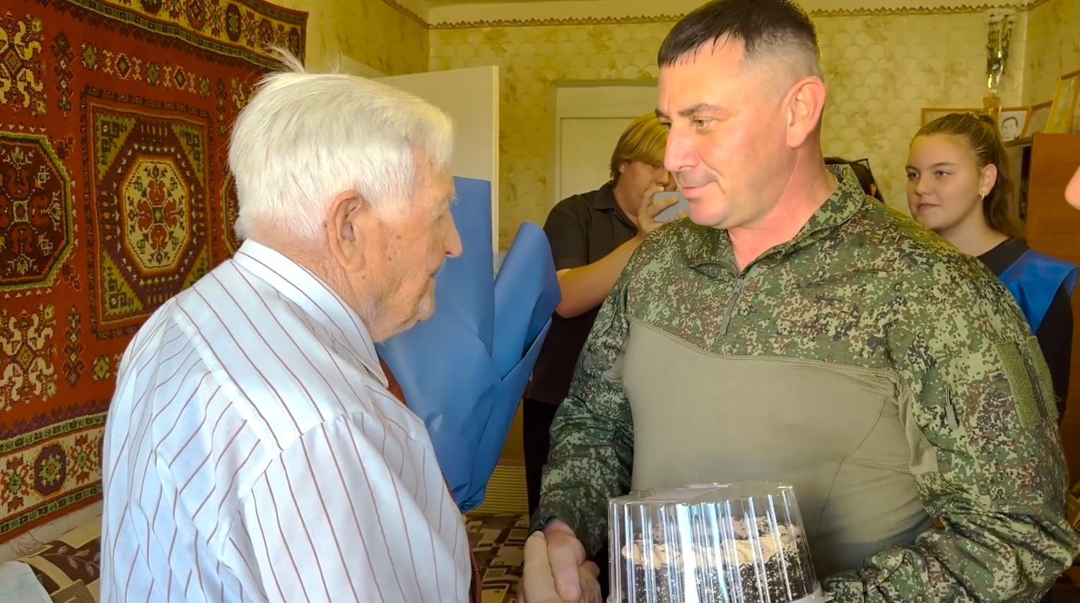 Ветерану Великой Отечественной войны Ивану Мурзину исполнилось 98 лет